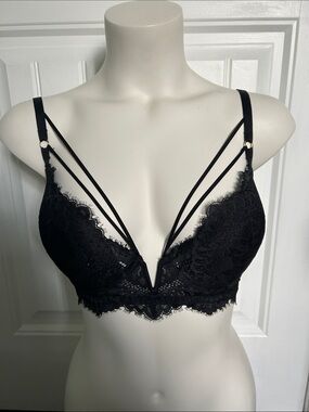La SENZA Black Lace Strappy V-Plunge Bralette (Size 32DD)